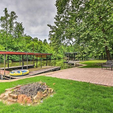 Hot Springs Vacation Rental Home On Lake Hamilton Exterior photo