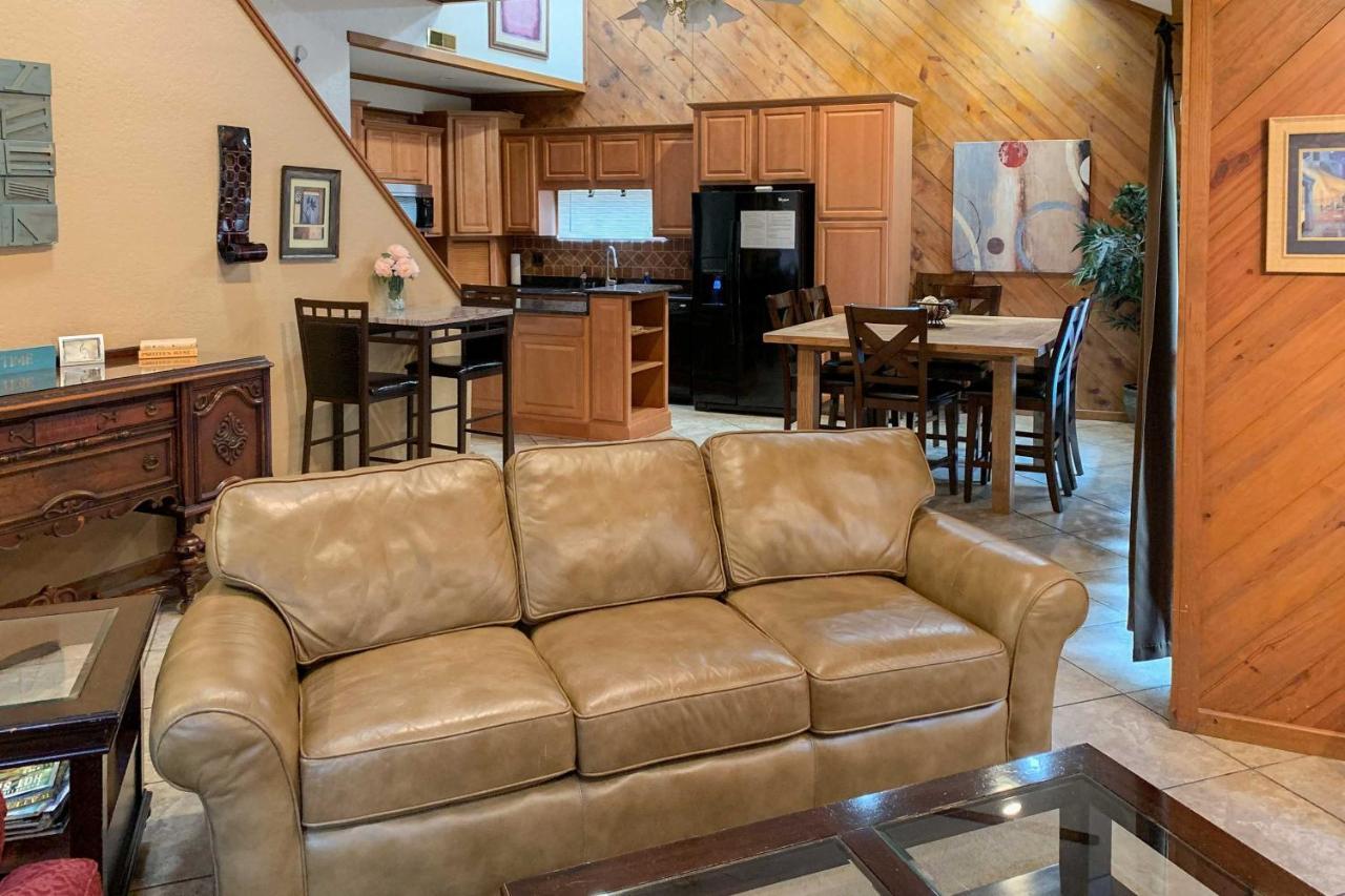 Hot Springs Vacation Rental Home On Lake Hamilton Exterior photo