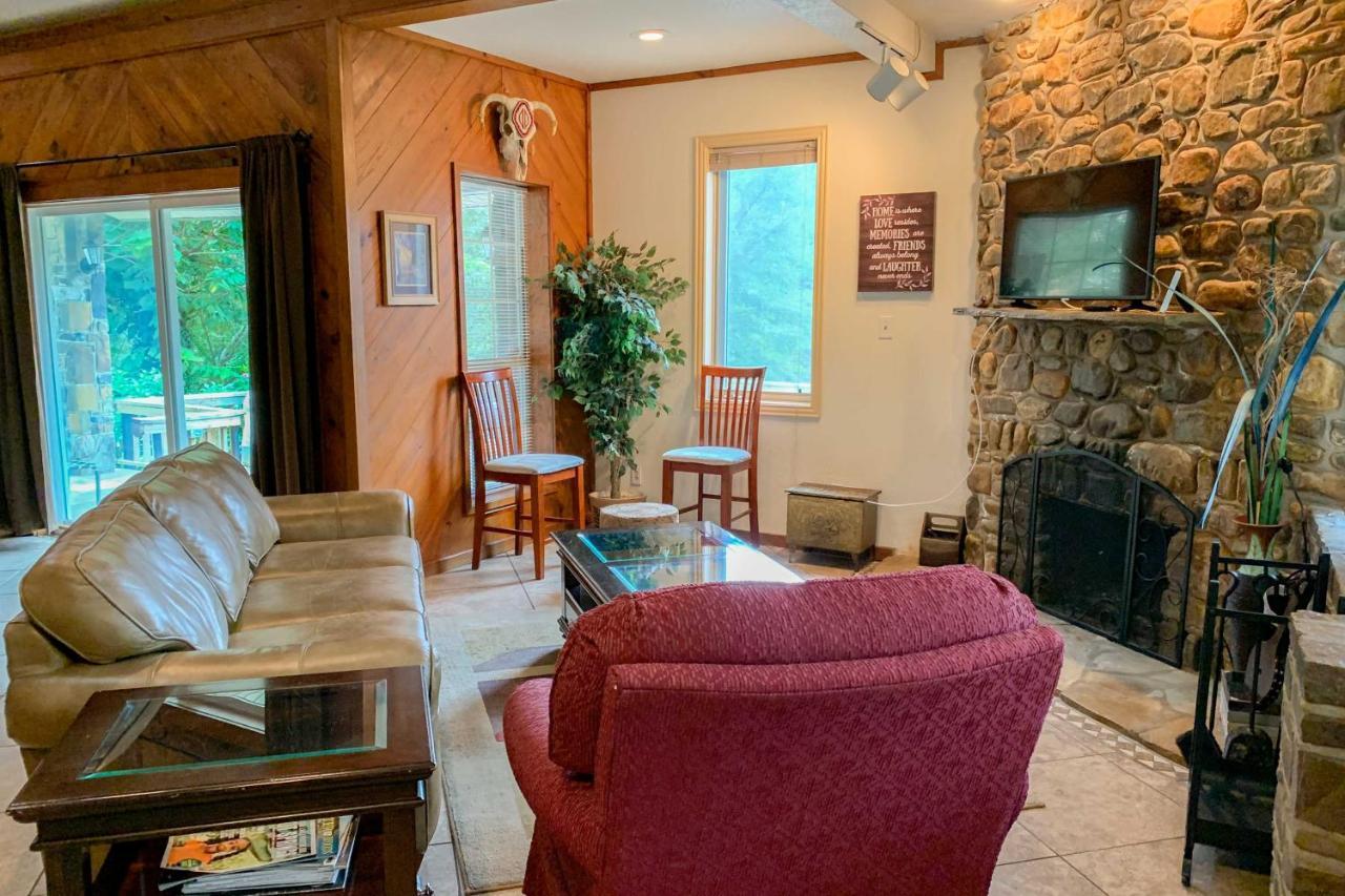 Hot Springs Vacation Rental Home On Lake Hamilton Exterior photo